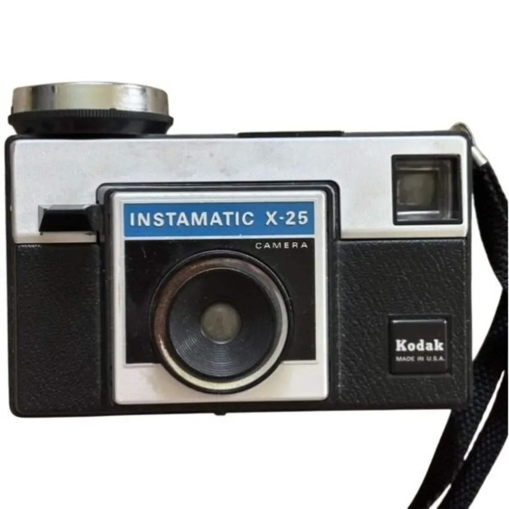 Kodak Instamatic X-25 Camera *Not Tested*